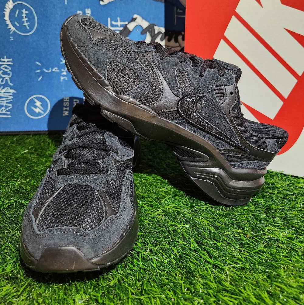 NEW Nike AL8 Womens 10 Mens 8.5 Tripple Black Running Casual Sneaker